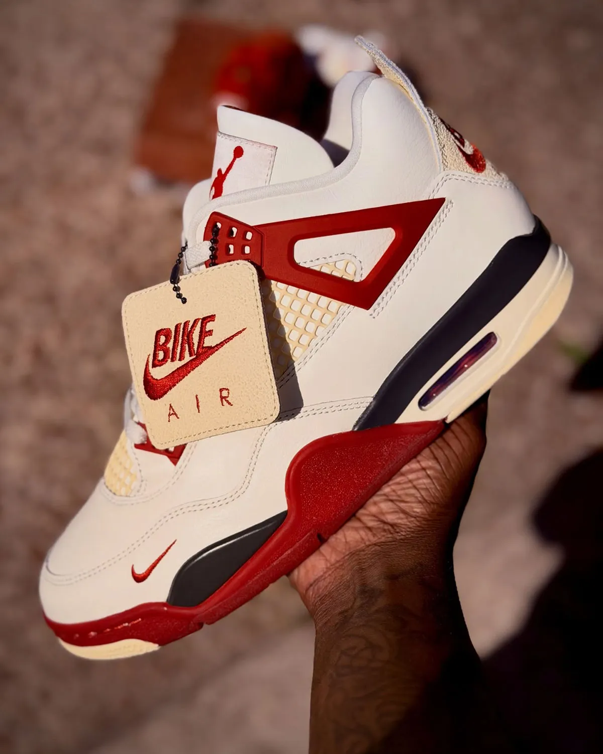 Air Jordan 4 "Brick After Brick" detail 6