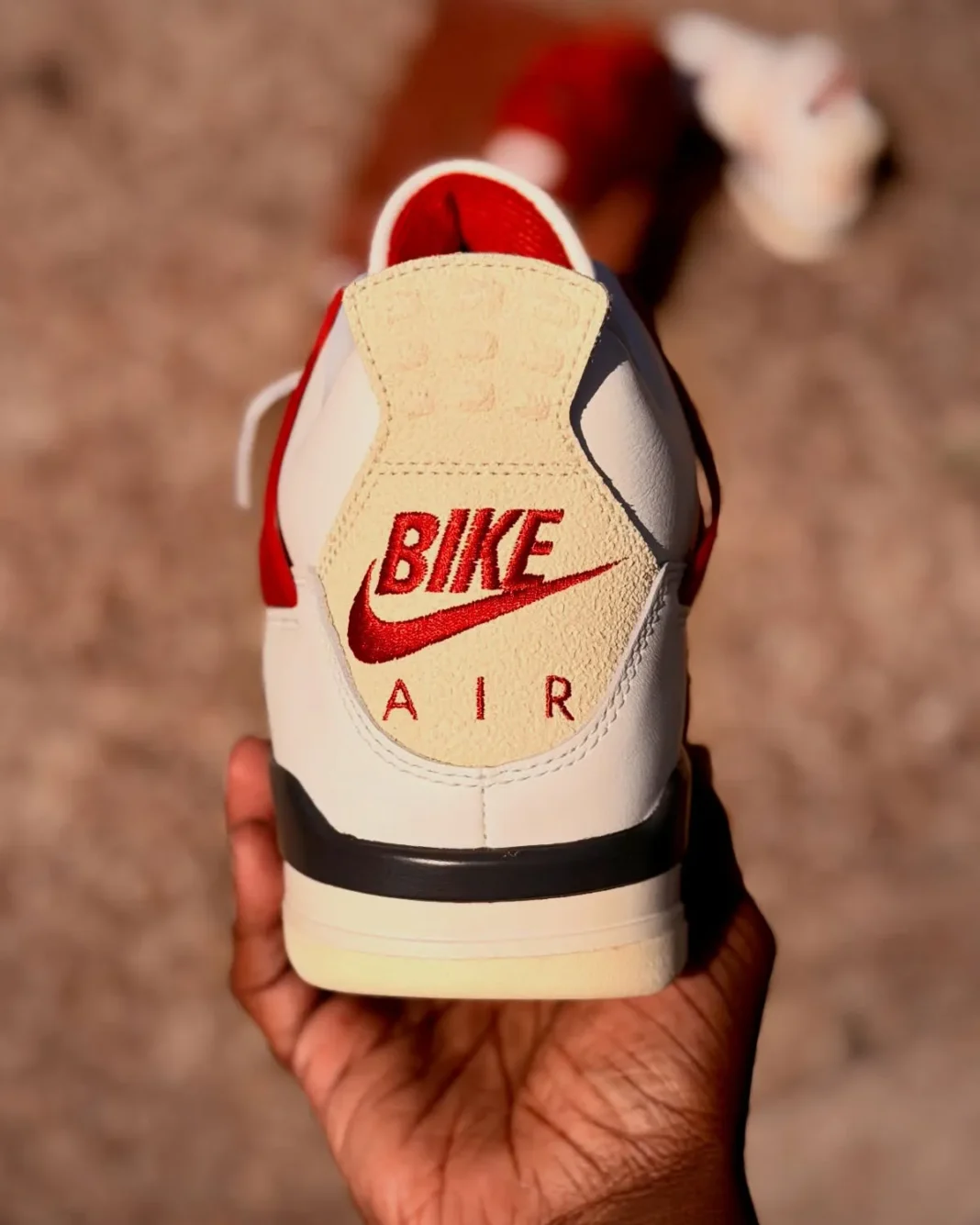 Air Jordan 4 "Brick After Brick" detail 8