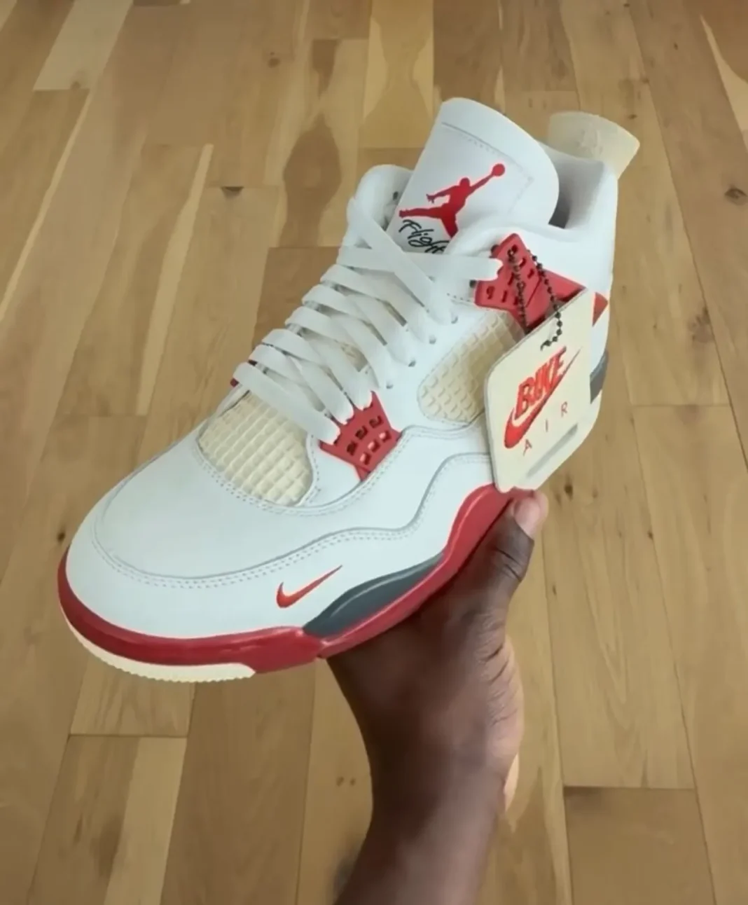 Air Jordan 4 "Brick After Brick" detail 3